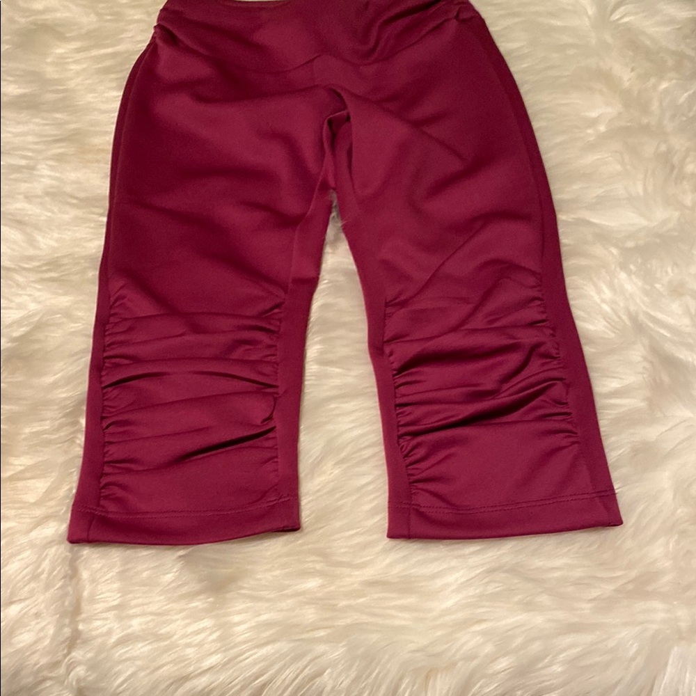Pink Knee Length Leggings Bottoms. Small